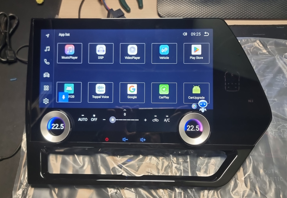 Магнитола для Toyota Highlander 4 U70 2019-2025+ Китай - Carmedia ZF-3013 на Android 13, 8Гб+128Гб, 4G SIM-слот, CarPlay