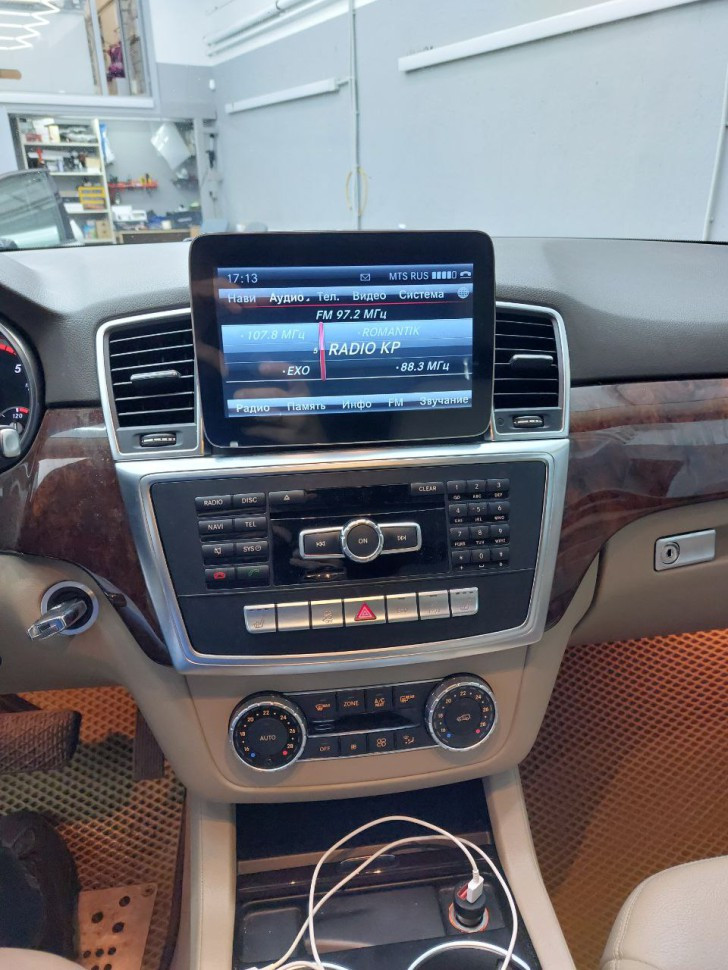 Монитор Android 8,4" для Mercedes-Benz SL/SLC-Класс 2016-2019 NTG 5.0 RDL-7704