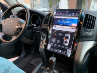 Магнитола для Toyota Land Cruiser 200 2007-2015 (со штат. камерой или 360) - Carmedia ZF-1816-GE ("Тесла-Стиль") Android 13, 8ГБ+128ГБ, SIM-слот (CarPlay)