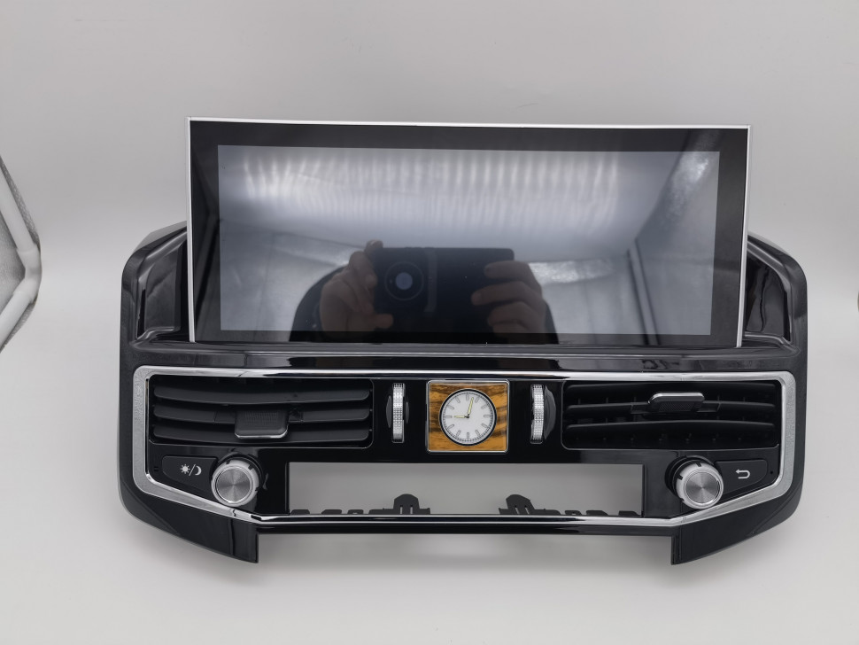 Магнитола для Toyota Land Cruiser 200 2015-2021 (низкая комплектация) - Carmedia MRW-3920 на Android 10, 4Гб+64Гб, 4G SIM-слот, CarPlay