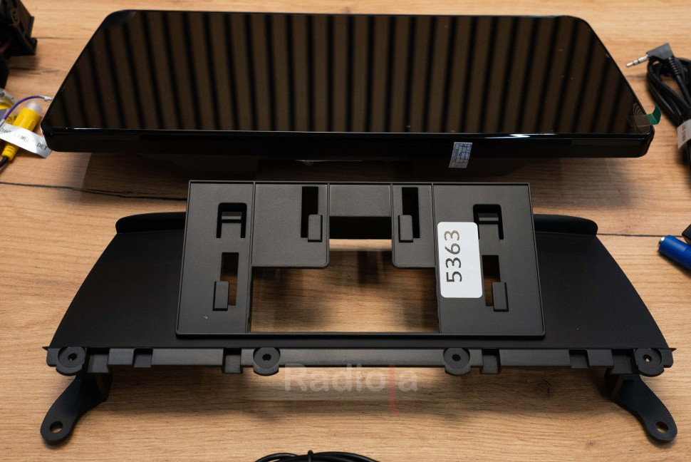 Монитор Android 12,3" для BMW X3/X4 (F25/F26) 2011-2013 CIC RDL-1243