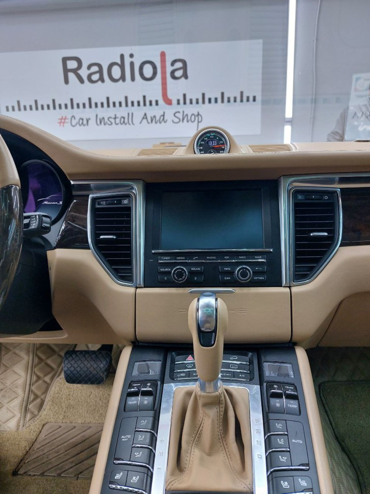 Монитор Android 8,4" для Porsche Macan 2014-2016 RDL-Macan