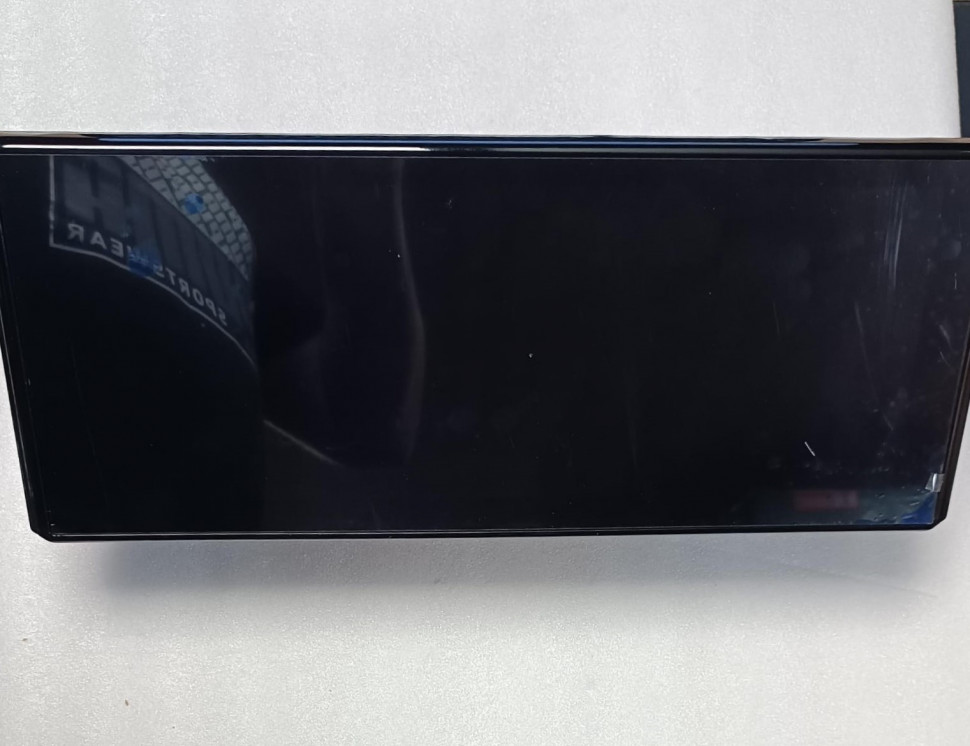 Магнитола для Toyota Land Cruiser 300 (экран климата снизу) - Carmedia ZH-T1610L монитор 16", Android 12, 8+128Гб, CarPlay, SIM-слот