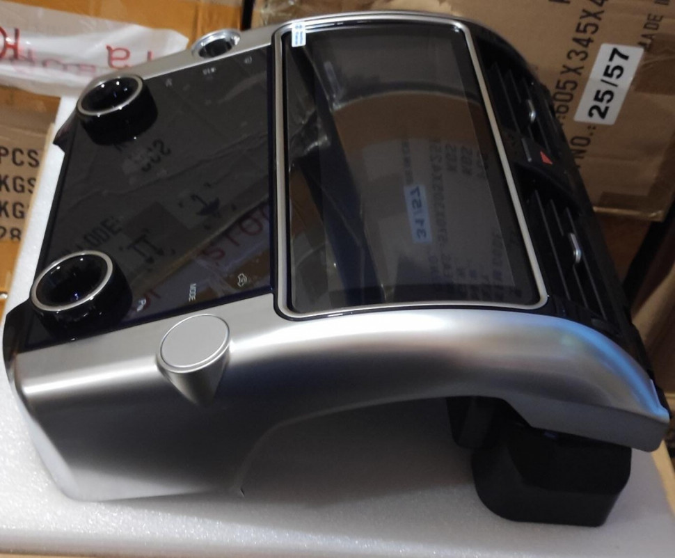 Маганитола + сенсорная LCD-панель климата для Land Rover Discovery 4 2010-2016 - Carmedia NH-R1210 монитор 12.3" на Android 10, 4ГБ+64ГБ, SIM-слот (CarPlay)