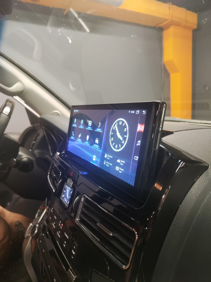 Монитор Android для Toyota Land Cruiser 200 2010-2012 RDL-LC200H 07-15 New (A)