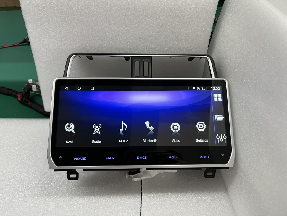 Магнитола для Toyota Land Cruiser Prado 150 2017-2023 - Carmedia KP-T1204 на Android 12, 8Гб+128Гб, 4G SIM-слот, CarPlay