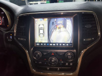 Магнитола для Jeep Grand Cherokee WK2 2013-2021 (взамен 8.4" экрана, оригинальный вид) - Carmedia KP-J8401 на Android 12, ТОП процессор, CarPlay, 4G SIM-слот, 8/128Гб