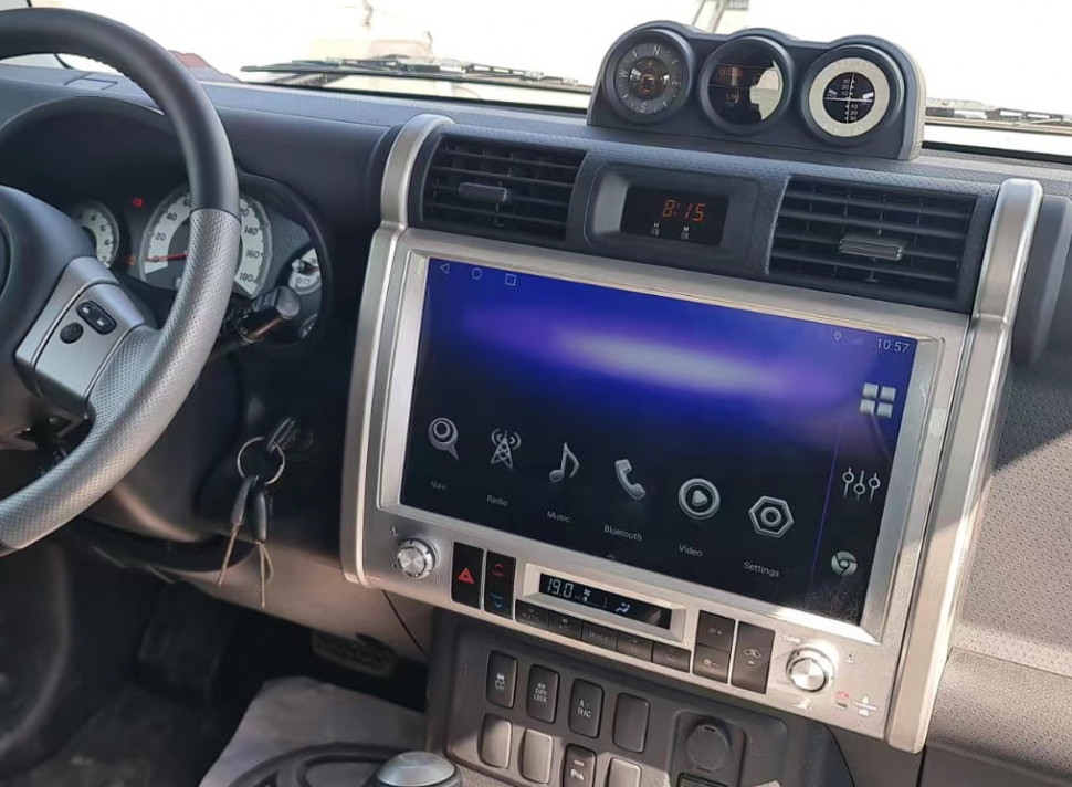 Магнитола для Toyota FJ Cruiser 2005-2022 - Carmedia ZH-T1316 монитор 13.3", Android 12, 8Гб+128Гб, CarPlay, SIM-слот (CarPlay)