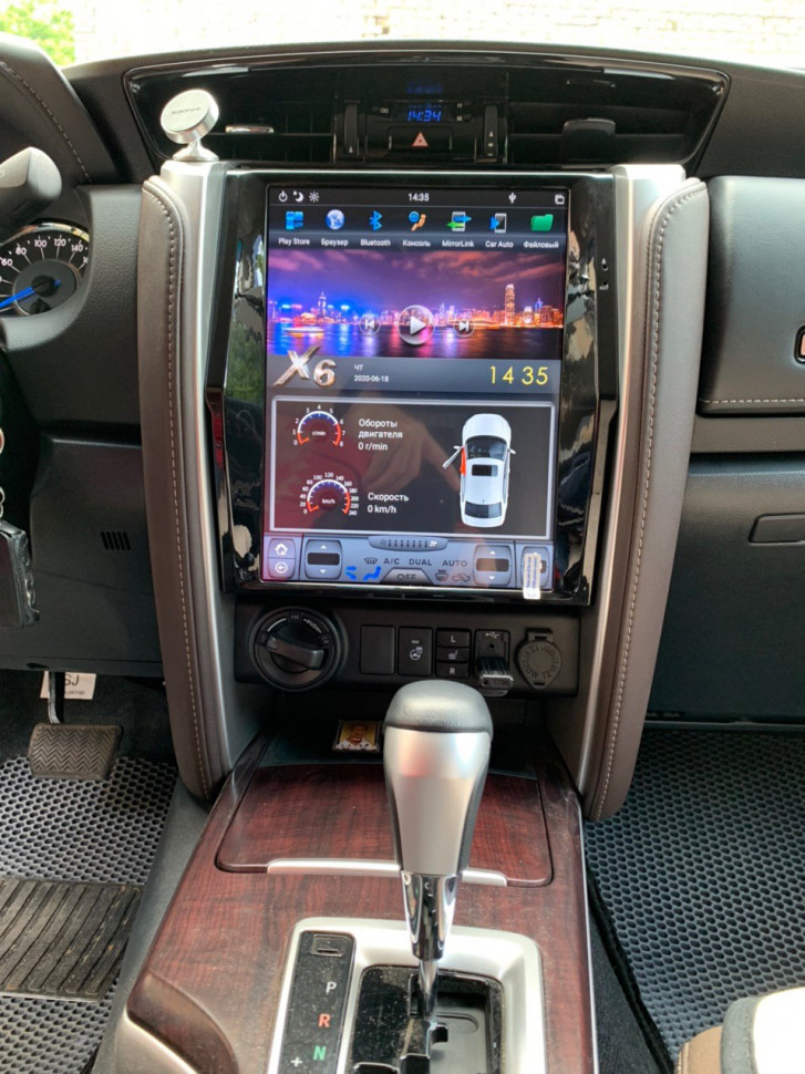 Магнитола для Toyota Fortuner 2015-2022 (климат) - Carmedia ZF-1238-GE вертикальный экран в стиле "Тесла" на Android 11, 8Гб+128Гб, CarPlay, 360, 4G SIM-слот