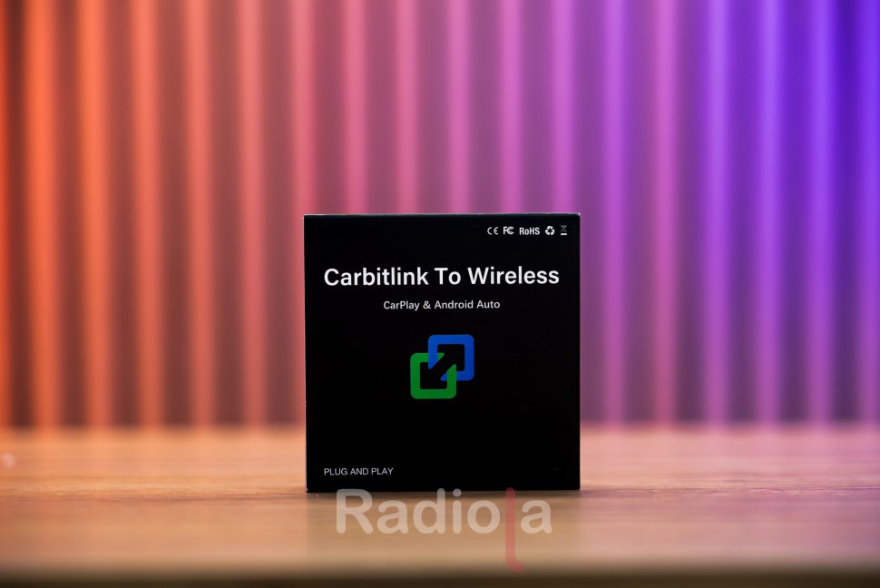 Адаптер CarbitLink для подключения беспроводного Apple CarPlay и Android Auto RDL-CarbitLink