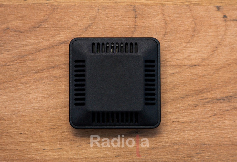 Адаптер CarbitLink для подключения беспроводного Apple CarPlay и Android Auto RDL-CarbitLink