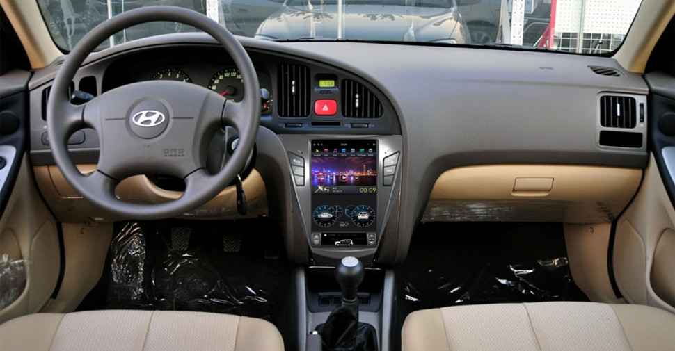 Магнитола для Hyundai Elantra 2010-2013 - Carmedia ZF-1153-Q6 ("Тесла-Стиль") Android 11, 8ГБ+128ГБ, SIM-слот (CarPlay)