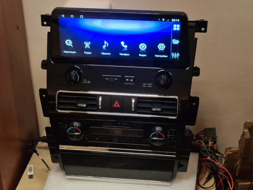 Магнитола для Nissan Patrol Y62 - Carmedia PH-N1210 на Android 10, 6Гб+128Гб, 4G SIM-слот, CarPlay