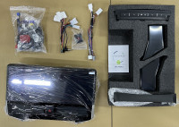 Магнитола Toyota Land Cruiser 200 2016-2021 (поддержка JBL и камер 360) - Carmedia HP-T1502 монитор 15" на Android 12, ТОП процессор, 6Гб+128Гб, 4G SIM-слот (CarPlay)