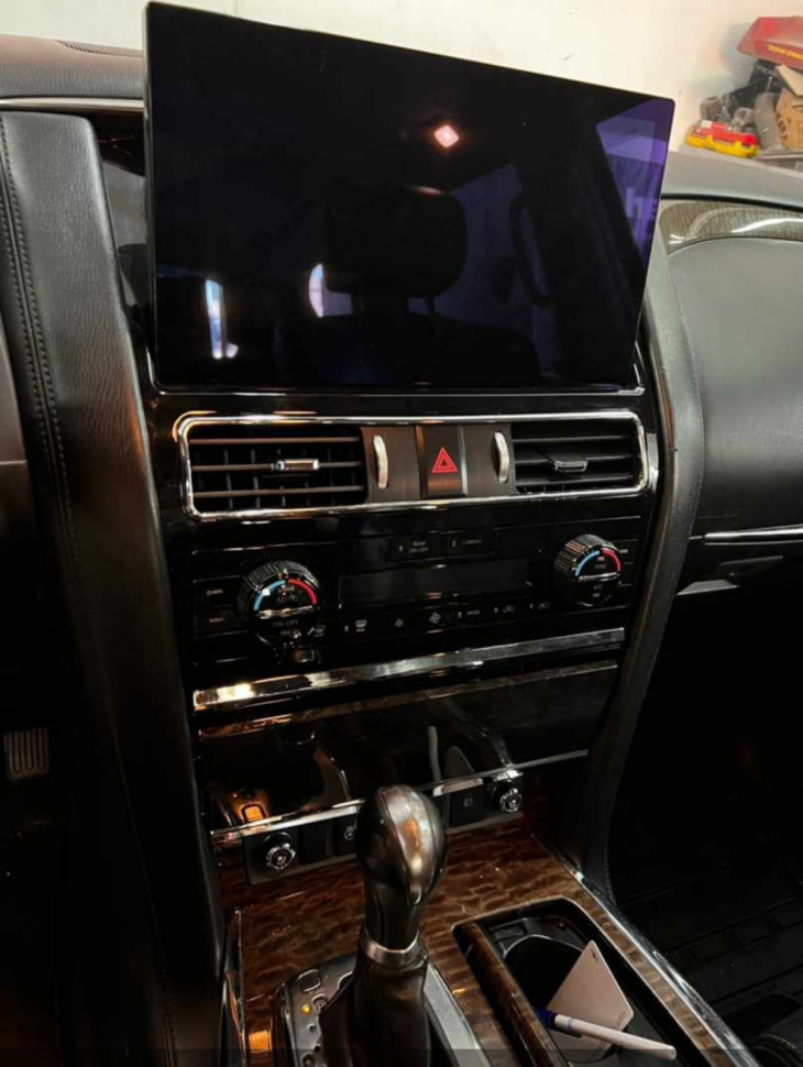 Магнитола для Nissan PATROL 2010+ - Carmedia ZH-N1301 Android 10, 8ГБ-128ГБ, SIM-слот, CarPlay