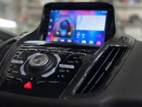 Магнитола для Ford Kuga 2011-2019 (рамка с зазорами) - Carmedia OL-9203-1 Android 10, 8-ядер, SIM-слот (CarPlay)
