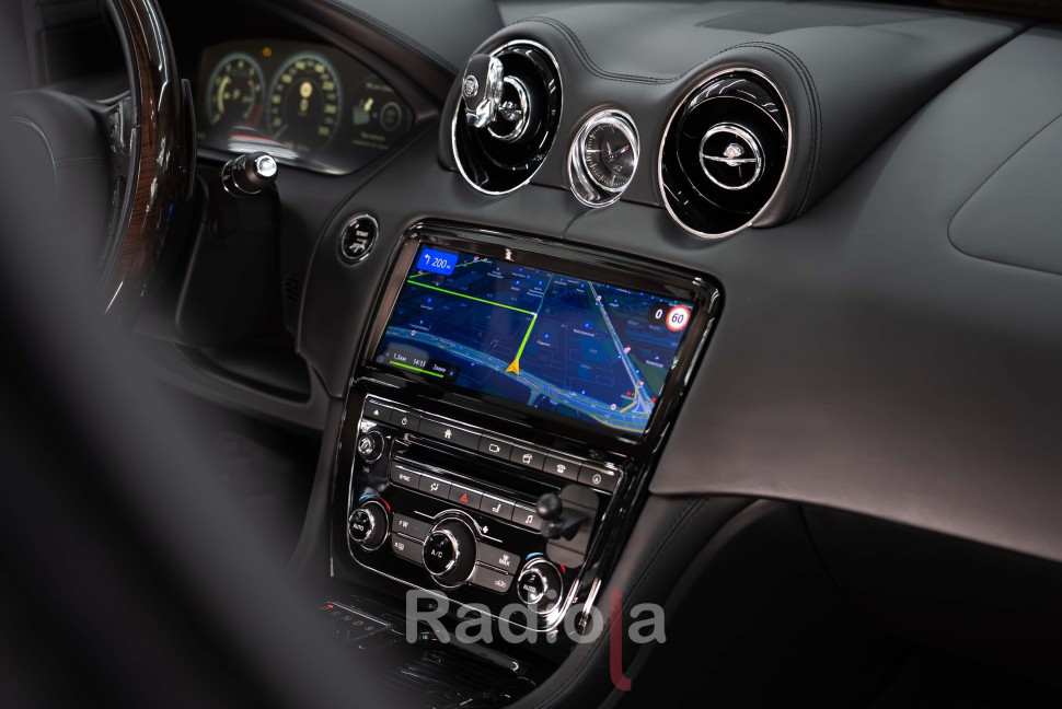 Монитор Android для Jaguar XJ 2015+ (Harman) RDL-1669-H