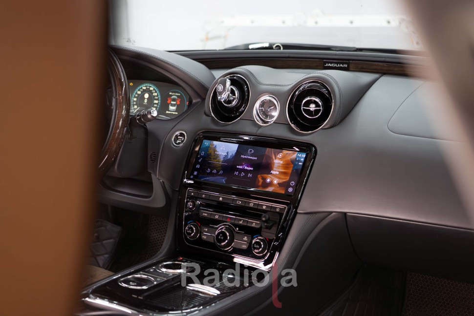 Монитор Android для Jaguar XJ 2015+ (Harman) RDL-1669-H